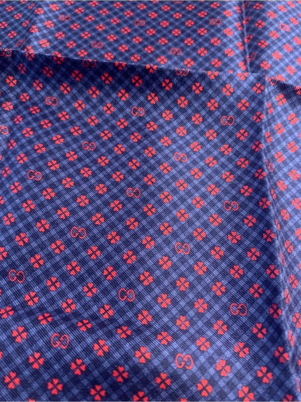 Gucci Men’s Navy and Red Patterned Silk Pocket Square